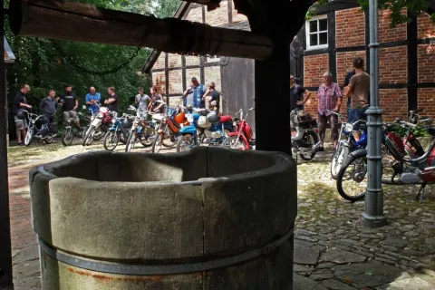 De Brummfietzers – Lot man knattern! – Bild 3