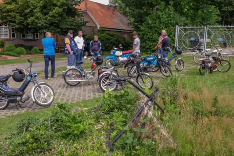 De Brummfietzers – Lot man knattern! – Bild 33
