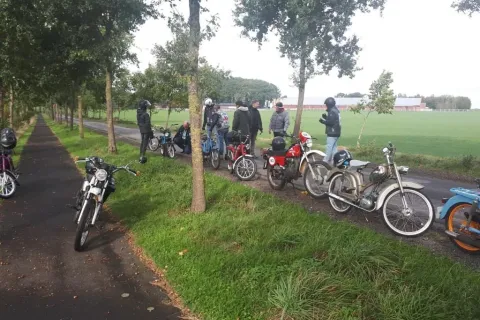 De Brummfietzers – Lot man knattern! – Bild 18