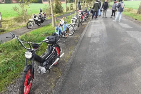 De Brummfietzers – Lot man knattern! – Bild 25