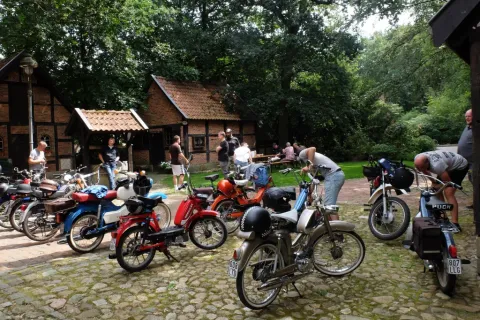 De Brummfietzers – Lot man knattern! – Bild 15