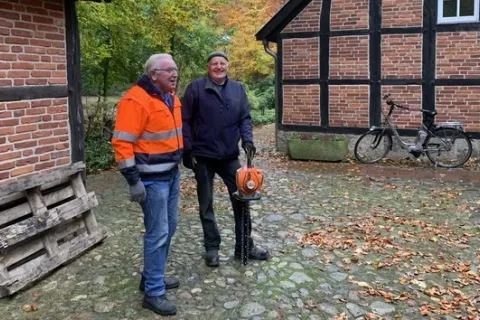 Hofgruppe - Die Helfer mit dem grünen Daumen – Bild 19